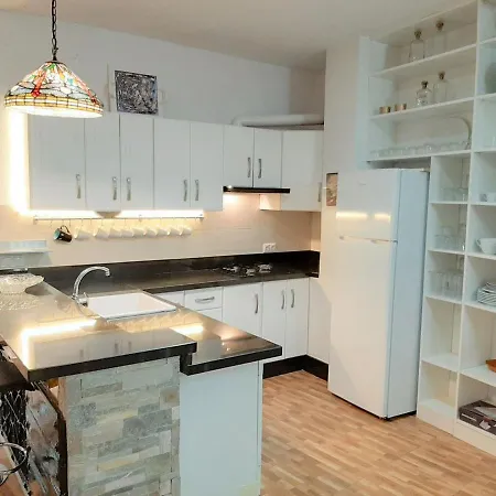 La Casa De La Pintora De * Cazorla